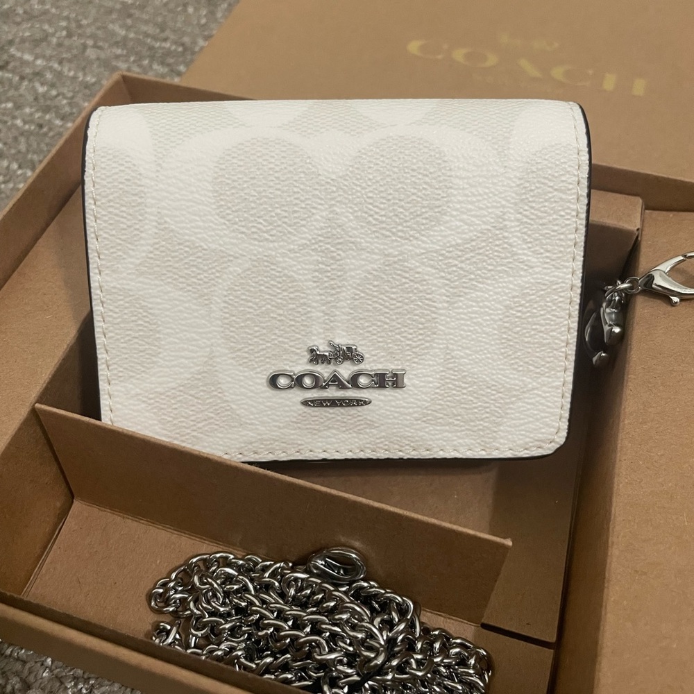 Coach Mini Wallet With Chain NEW & BOXED
